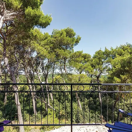 Four-bedroom In Pula