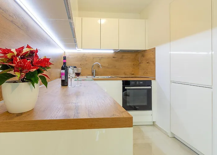 Four-bedroom In Pula Casa vacanze Medolino