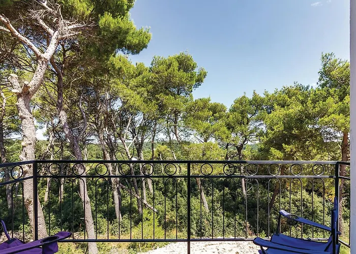 Four-bedroom In Pula