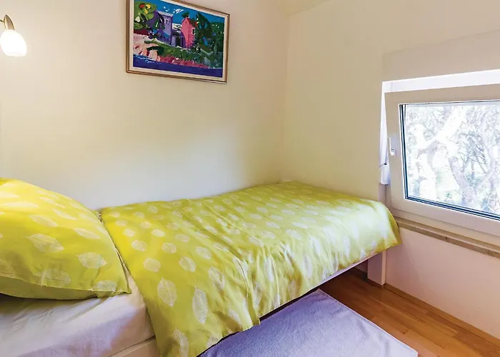 Four-bedroom In Pula Casa vacanze Medolino