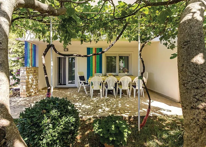 Four-bedroom In Pula Medolino